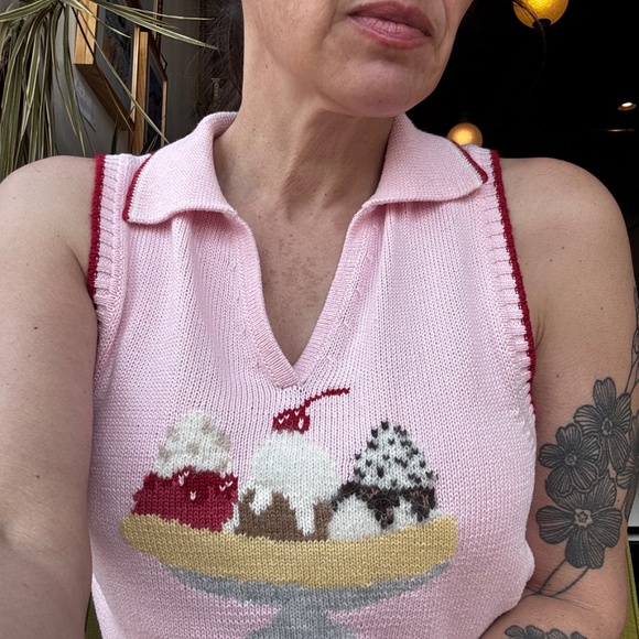 Meet Posher, Daisy - Picture 2 of 6